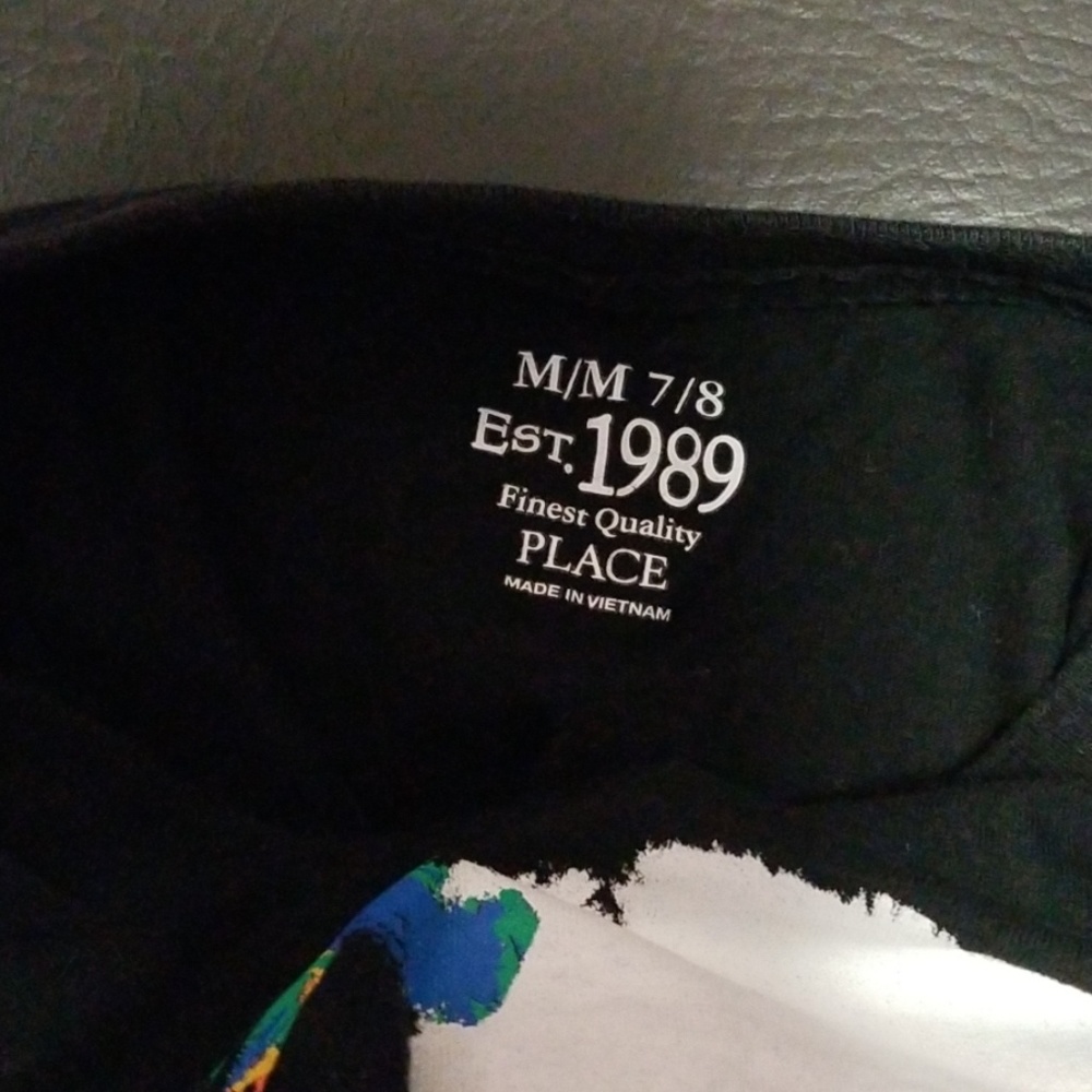 Shirt - Picture 3 of 3